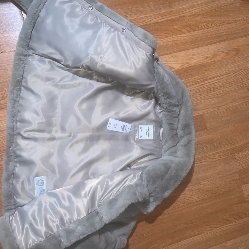 Mini puffer jacket - Picture 2 of 4